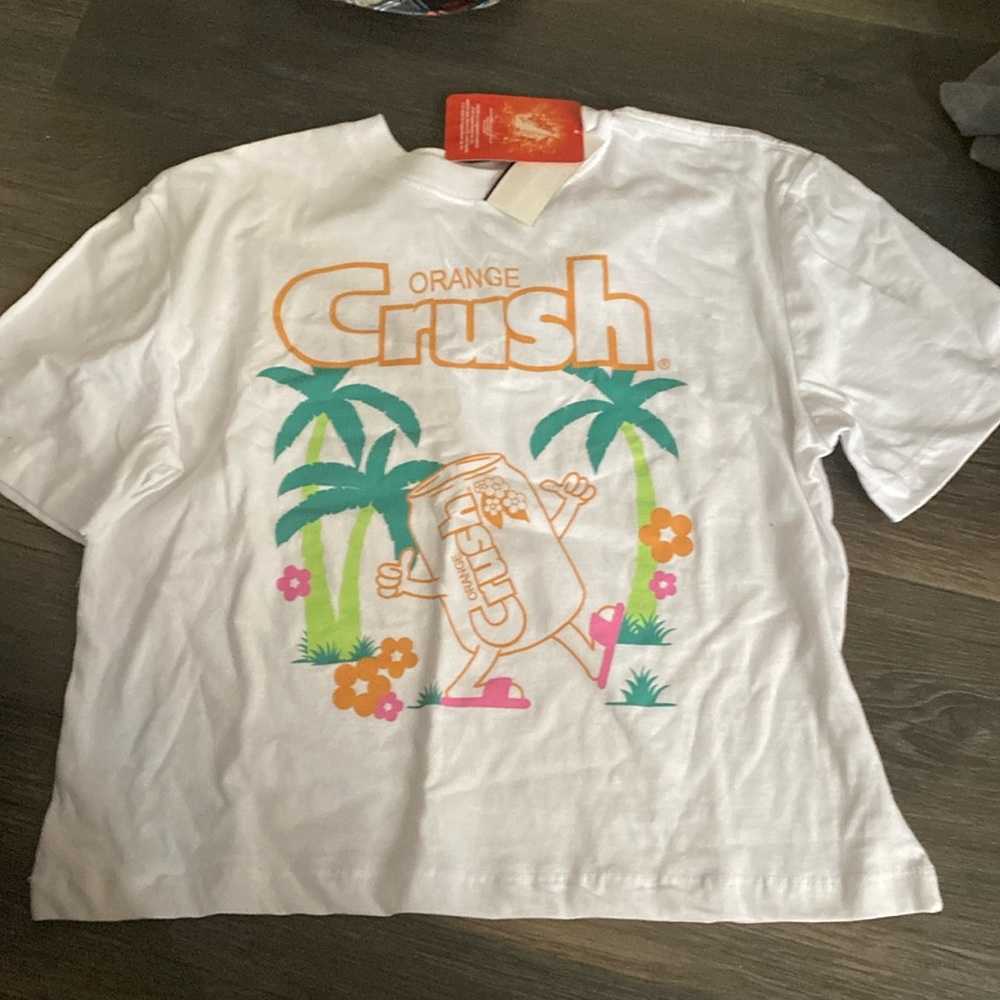 Orange crush cropped tee, brand new.